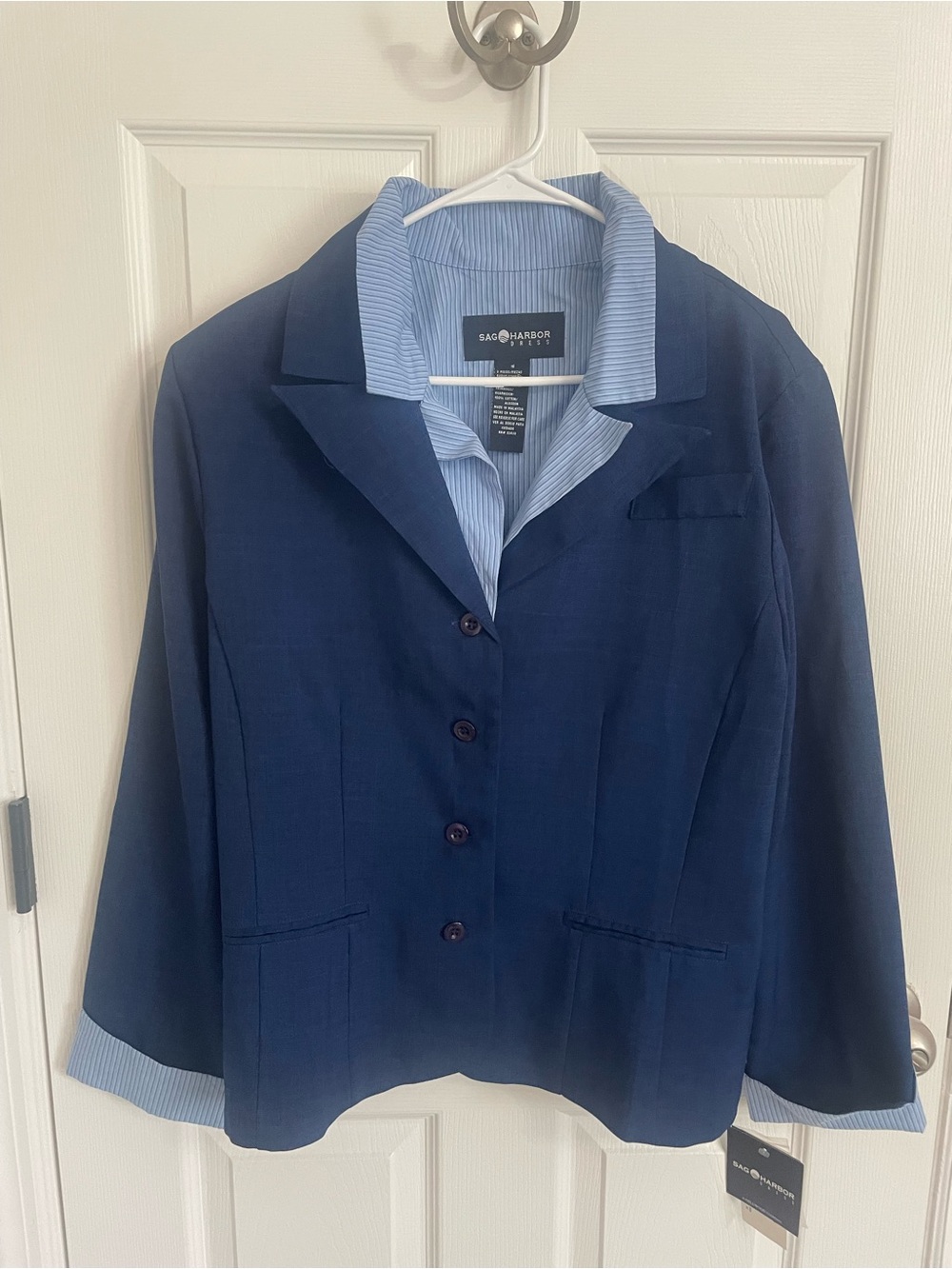 Sag Harbor Navy Blazer with Light Blue Trim